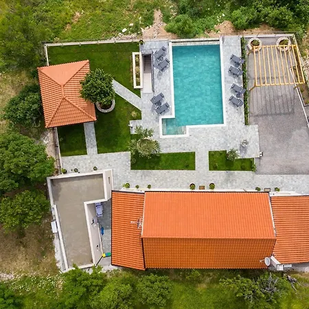Garden - Infinity Pool, Jacuzzi, Sauna And Panoramic Sea View *