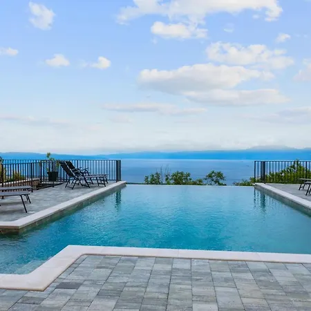 Villa Garden Heated Infinity Pool, Jacuzzi, Sauna And Panoramic Sea View *