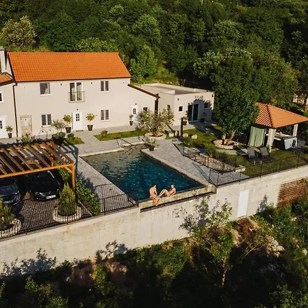 Villa Garden Heated Infinity Pool, Jacuzzi, Sauna And Panoramic Sea View *