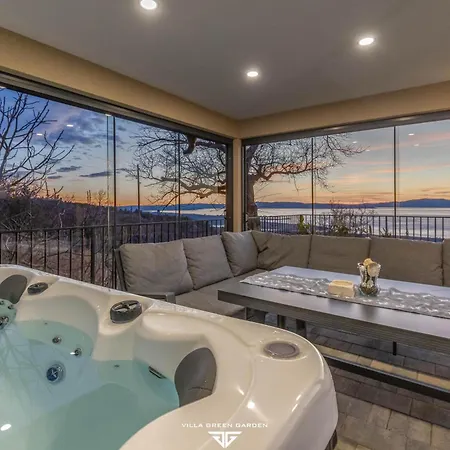 Villa Garden Heated Infinity Pool, Jacuzzi, Sauna And Panoramic Sea View Hreljin