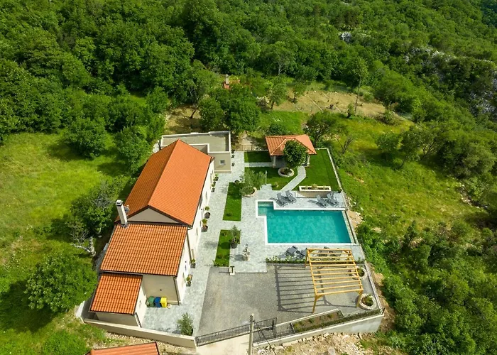Garden - Infinity Pool, Jacuzzi, Sauna And Panoramic Sea View Hreljin